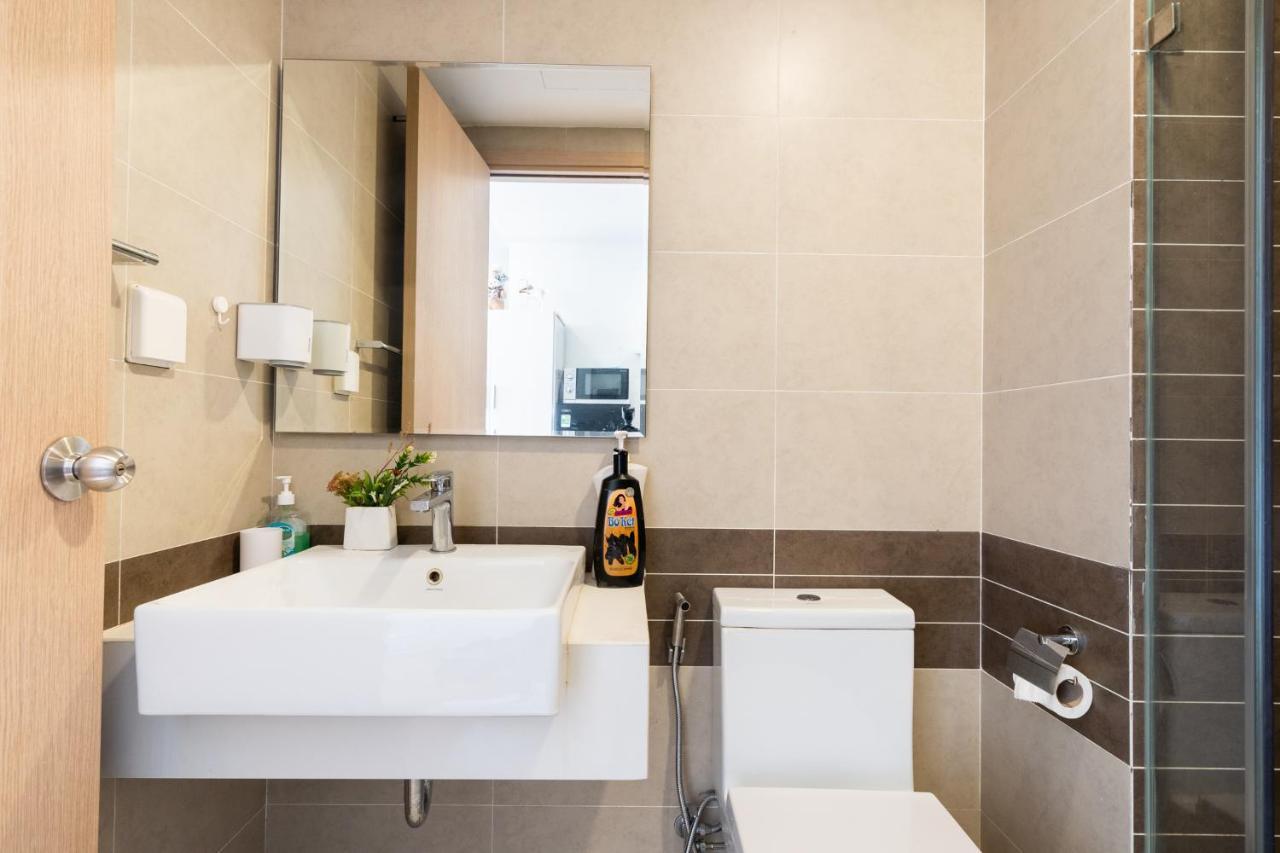 Jessie Saigon Apartment - Rivergate Residence Хошимин Экстерьер фото